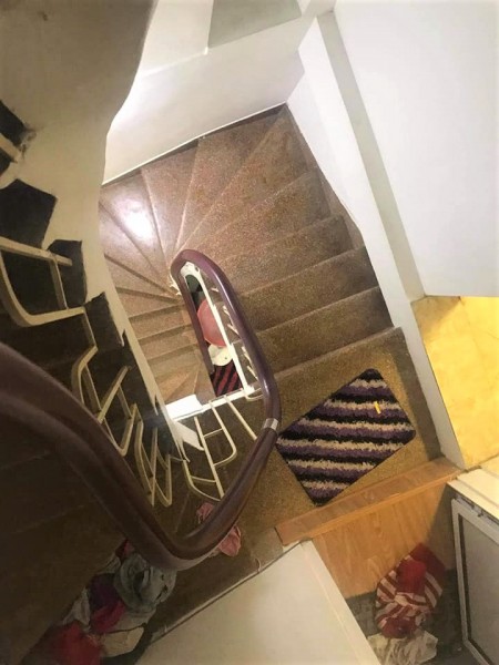 Bán nhà Đê La Thành tặng nội thất vào ở ngay giá hời diện tích sử dụng 26m2 giá 2.2 tỷ