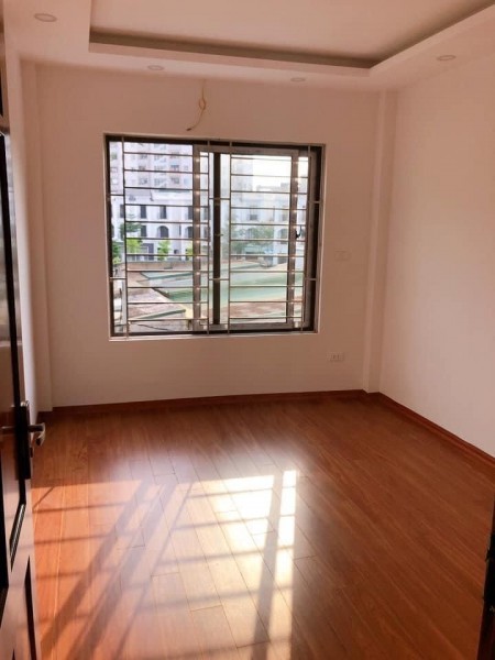 Bán nhà đẹp đúc kiên cố 5 tầng mt 6m, hạ chào mạnh, diện tích 36m2, còn mới, kiến trúc đẹp