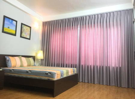 Nhà PL 18m Ra Mặt Phố Phạm Văn Đồng, Nội Thất Cao Cấp 45m2, Chỉ 3.8 tỷ.