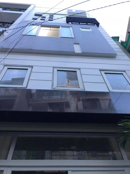 Hoàng Hoa Thám, bán nhà nguyên căn hẻm xe hơi diện tích 60m2, 5 Tầng Chỉ 8,6 Tỷ