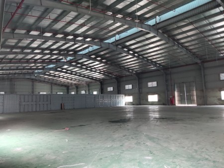 Cho thuê 1000m2 1700m2 3000m2 5000m2 kho nhà xưởng tại KCN Thach Thất, Quốc Oai, Hà Nội.