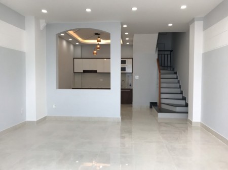Bán gấp nhà khu Phan Đăng Lưu, hẻm xe hơi, ở hoặc cho thuê, dtsd 45m2, 4 tầng, giá 6.3 tỷ TL