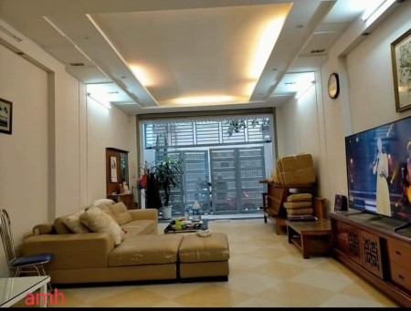 Vị Trí Đẹp ô tô tránh kinh doanh nhà đẹp Nguyễn Đức Cảnh dtsd 32m2, 5 tầng giá 4.1 Tỷ.