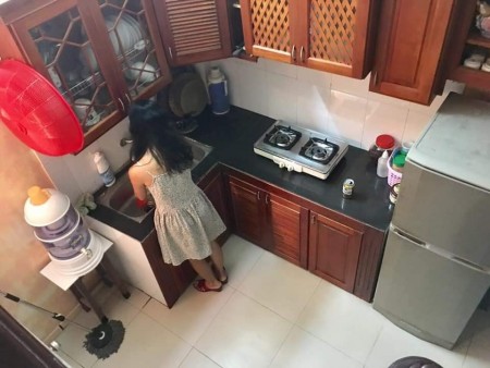 Bán nhà nhỉnh 2 tỷ Quận Hoàn Kiếm, diện tích 30m2, 4 tầng nở hậu phố ở ngay, sổ sẵn