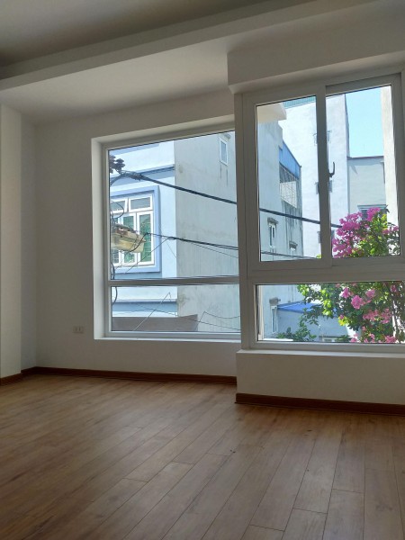 Nhà nguyên căn lô góc mở cửa 2 hướng cực hiếm tại Phú Diễn, Bắc Từ Liêm, sổ đẹp, pháp lí chuẩn
