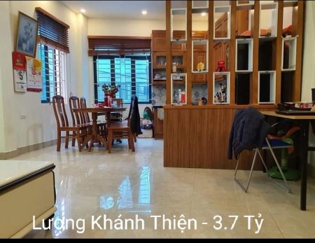 Bán nhà nguyên căn Lương Khánh Thiện phân lô ô tô gần phố dt 32m2 3 tầng, giá 3.7 tỷ/