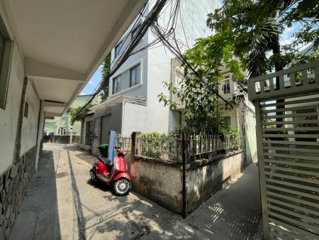 Bạch Đằng, nhà nguyên căn diện tích 106m2, 2 tầng hẻm xe hơi 2 xẹt giá bán chỉ 11 Tỷ
