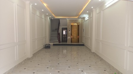 Bán nhà La Khê ô tô trong nhà 7 tầng thang máy, kinh doanh sầm uất, giá bán 7,3 tỷ
