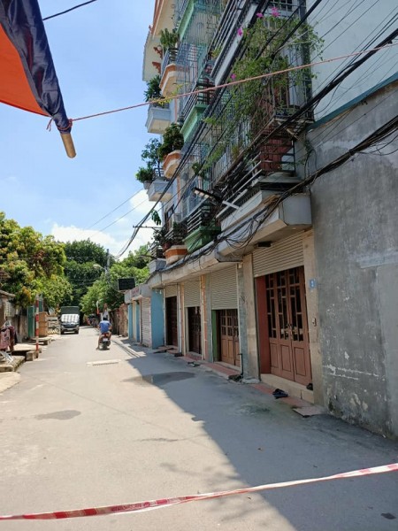 Bán nhà tầng Cổ Linh, Thạch Bàn, Quận Long Biên, ngõ ô tô, diện tích 65m2, giá gần 3 tỷ