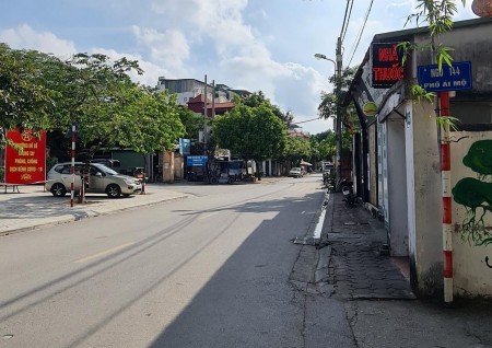 Bán đất trong ngõ phố Ái Mộ diện tích sử dụng 37m2, mặt tiền 7m, Ô Tô đỗ cửa