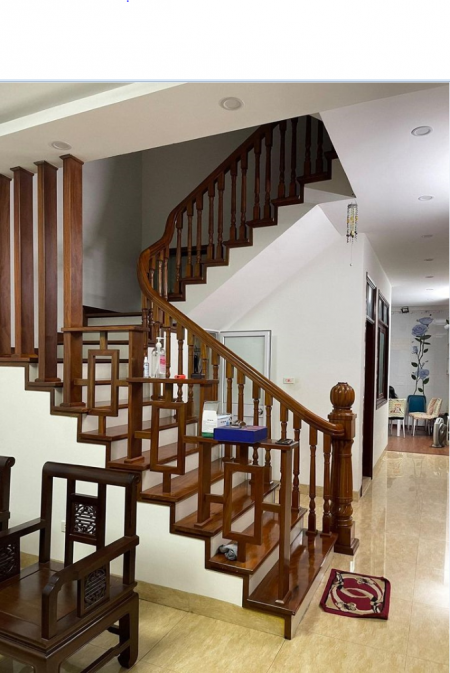 Bán nhà nguyên căn giá rẻ Đỗ Đức Dục Quận Nam Từ Liêm, dt 40m2, 5 tầng ô tô tránh, giá 6 tỷ