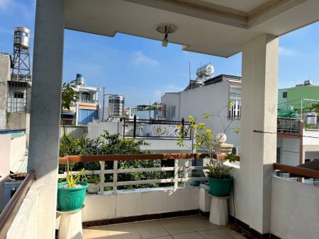 (Tân Bình)Bán nhà đẹp hẻm xe hơi 6m thông, Phan Huy Ích, đúc kiên cố 3 tầng, giá 4.28 tỷ