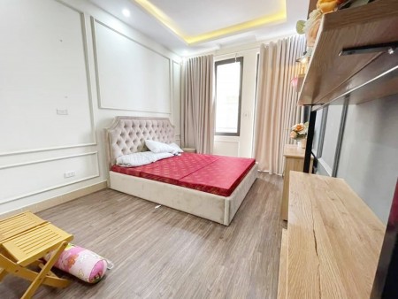 Hiếm Định Công Thượng, ôtô, 8 phòng ngủ, 45m2, giá chưa đến 4 tỷ. LH 0966456918.