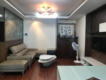 Cho thuê căn hộ 111m2 hai phòng ngủ tại dự án Golden Land 275 Nguyễn Trãi