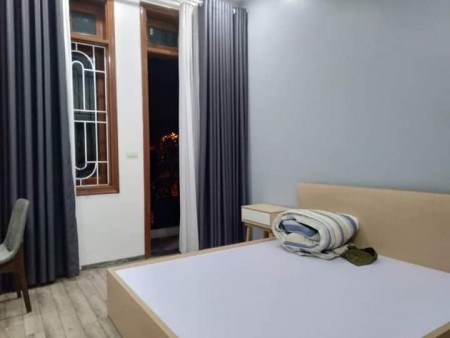 Bán nhà Văn Quán, đúc kiên cố, diện tích sử dụng 48m2, giá bán 4.35 tỷ, lh 0962122499