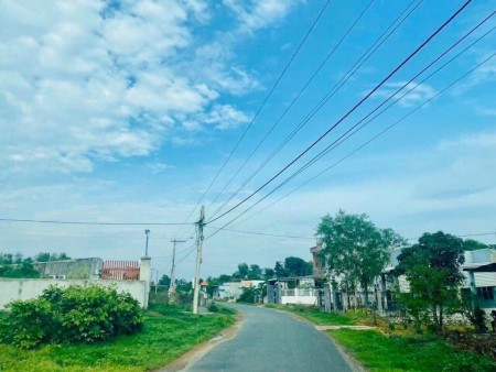 Bán lô diện tích 184m2, 2 mặt tiền đường, View hồ Marina-thị xã Phú Mỹ