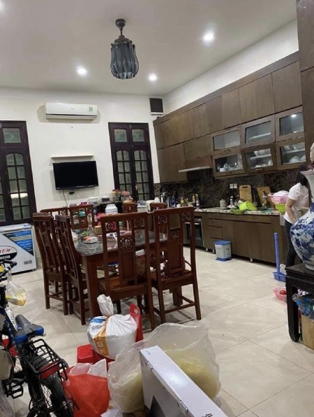 Bán nhà Phân Lô Phố Yên bình dtsd 80m2 thang máy kinh doanh dịch vụ giá bán 11 tỷ