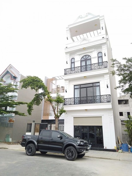 Bán Nhà 3 Lầu gần Chợ Bình Chánh, tiềm năng sinh lời đến 30%, giao dịch nhanh chóng