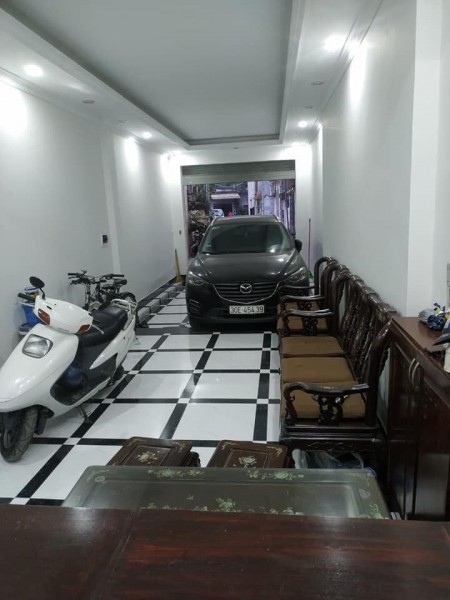 Bán nhà nguyên căn đường Ngọc Hồi mặt tiền 50m2, giá bán 2 tỷ nhỉnh, pháp lý chuẩn