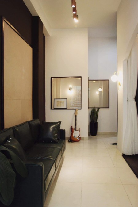 Bán Nhà Tặng Full Nội Thất, HXH 3 Tháng 2 Quận 10, 2 Lầu Mới Đẹp, Chỉ 5.15 tỷ, 0971243100
