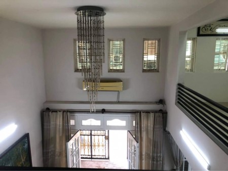 Bán nhà 1 sẹc Quang Trung diện tích sử dụng 130m2, mặt tiền 6m đúc kiên cố 2 lầu giá chỉ 6.2 tỷ
