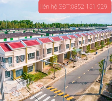 Bán căn shophouse 2 mặt tiền ngay ngã tư Đại Học Việt Đức và TTTM GO, hỗ trợ vay