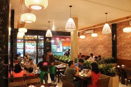 Nhượng mặt bằng kinh doanh Quận Tân Bình liên hệ 0903618326, quán đã có sẵn đồ dùng