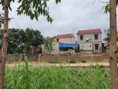 Cần bán lô đất 182m2 mặt bờ kênh thôn Thái Lai, xã Minh Trí, Sóc Sơn Call: 0826111266