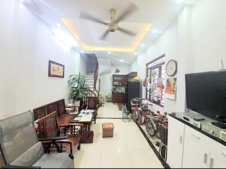 Căn góc 2 mặt thoáng gần phố nhà nguyên căn đẹp Giáp Nhị dt 30m2, 5 tầng iá 2.95 tỷ