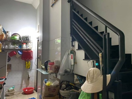 Chính chủ cần bán nhà Thống Nhất lô góc hai mặt thoáng giá bán chỉ 5 tỷ, vị trí đẹp, thông thoáng