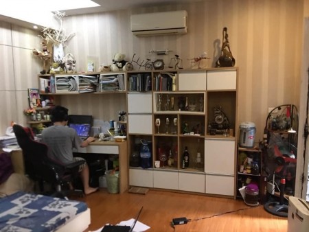 Nhà Đội Cấn nguyên căn diện tích 42m2 đúc kiên cố 4 tầng, ngõ thông kinh doanh, 3.8 tỷ