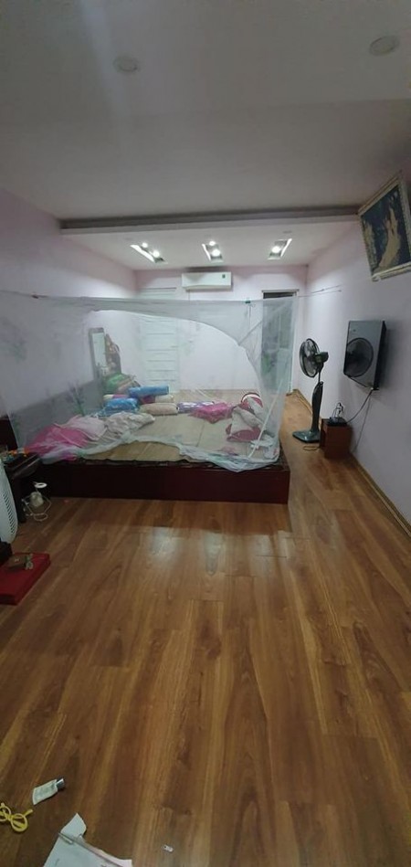 Nhà 2 tầng Tu Hoàng giá Covid, 65m2, ngõ thông, 15m ra mặt phố, giá nhỉnh 3 tỷ.