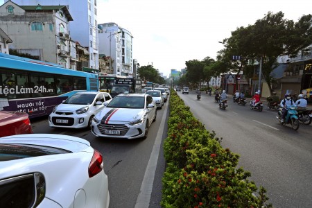 Bán nhà Nguyễn Văn Cừ đang kinh doanh nguyên căn rộng 81m2 giá bán 5,7 tỷ, lhcc