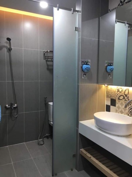 Bán nhà nguyên căn như biệt thự phố cao tầng nội thất cao cấp tại Nghĩa Hòa giá 9 tỷ