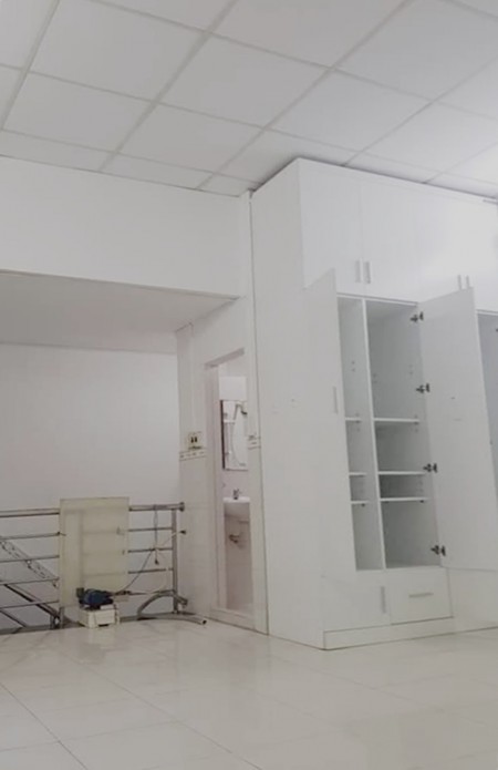 Nhà Lô Góc đường Ngô Quyền Q10, Sát Mặt Tiền, 2 Lầu 3PN Dọn Ở Ngay, 41m2, LH 0971243100
