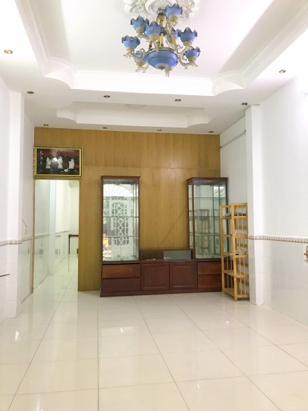 Cho thuê nhà nguyên căn mặt tiền nội bộ phường Tân Quy, Quận 7, giá tốt 19 triệu/tháng