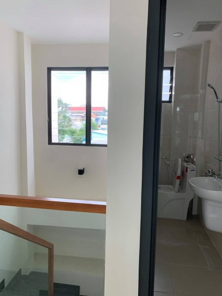 Nhà đẹp nguyên căn 3 tầng khu phố Tây Bùi Viện, hẻm xe hơi Phạm Ngũ Lão Quận 1