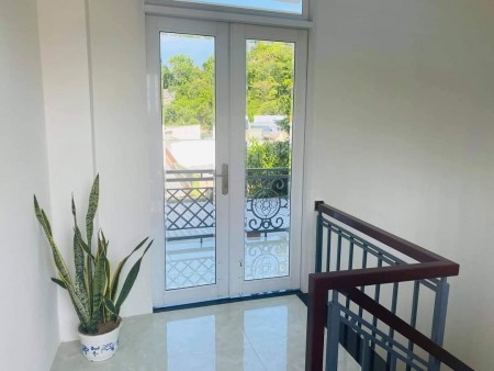 Bán nhà Vân Hồ, nguyên căn diện tích sử dụng 38m2, giá nhỉnh 3 tỷ, liên hệ 0367004822