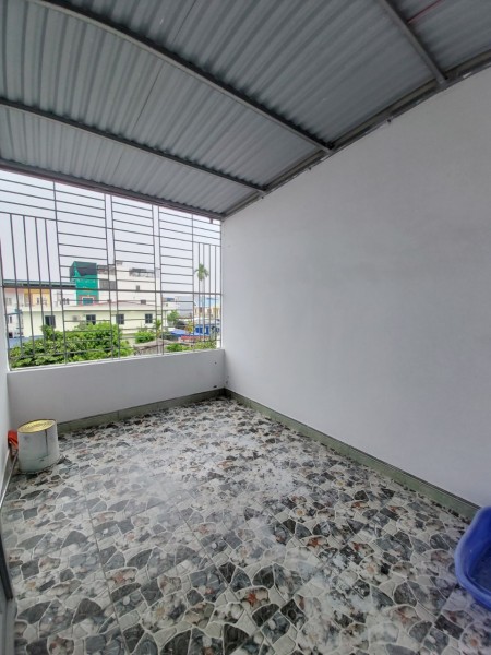 Chính chủ cần bán nhà gấp trong ngõ 386 Đằng Hải,ngõ nông ô tô vào thoải mái