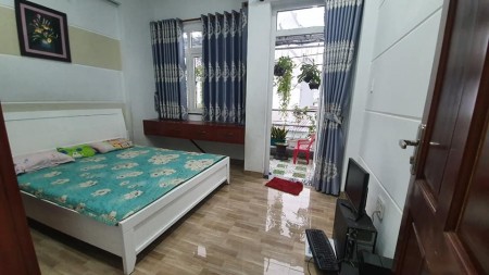 Bán nhà 4 tầng toàn bộ nội thất cao cấp, mặt tiền trung tâm Bình Tân, 5.5 tỷ
