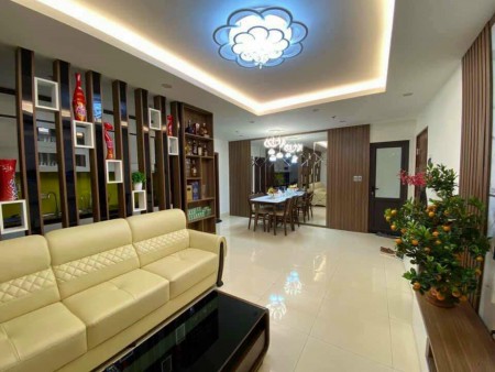 Tôi muốn bán căn Ruby 2 PN, 2 WC hỗ trợ vay 65% lãi suất 0% liên hệ xem căn hộ 0979610181