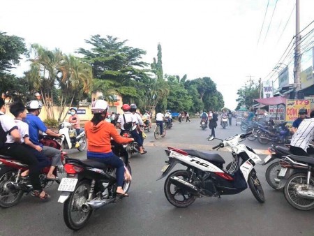 Đi đến slide 4