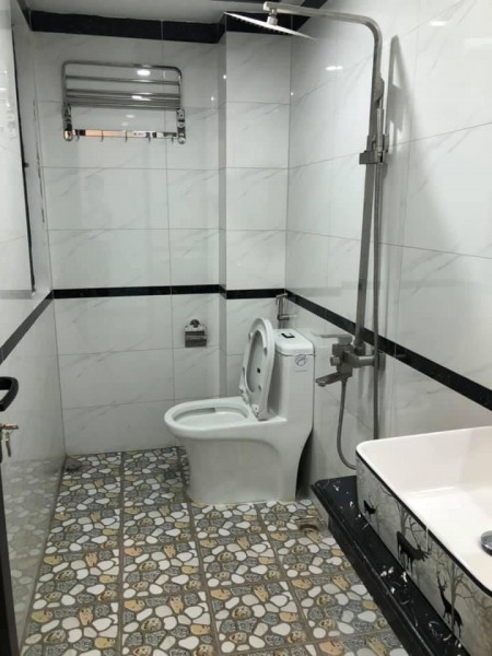 Bán gấp nhà phố Quang Tiến, Đại Mỗ, Nam Từ Liêm, nhà đẹp, lô góc 33m, 5 tầng giá 2,95 tỷ