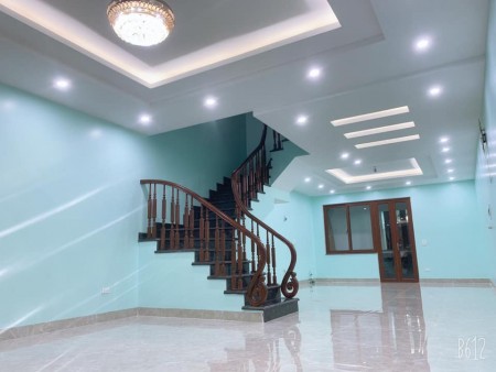 Bán nhà to đẹp 95m Vĩnh Hưng Hoàng Mai ngõ to thông kinh doanh an sinh cho thuê chỉ 4.8 tỷ