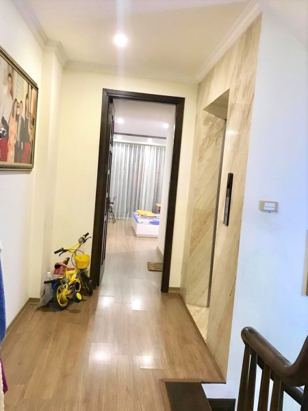 Đẳng cấp gara, ô tô tránh, vỉa hè, KD 80mx5T, Đồng Me, Nam Từ Liêm, nhỉnh 11 tỷ