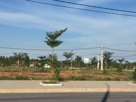 Chính chủ cần bán nhanh lô đất giá rẻ đường lớn, tiện ích đầy đủ, bàn giao sổ chính chủ