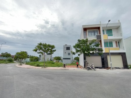 Bán đất nền khu vực Hóa An giá rẻ, khu dân cư đông đúc, tiện ích xung quanh đầy đủ