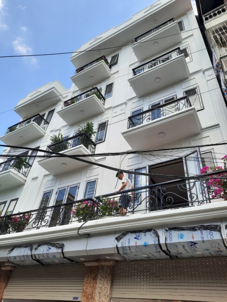Bán nhà mặt phố Đền Lừ Mai Động 48m2 6 tầng thang máy 3 làn ô tô kinh doanh giá 10,7 tỷ