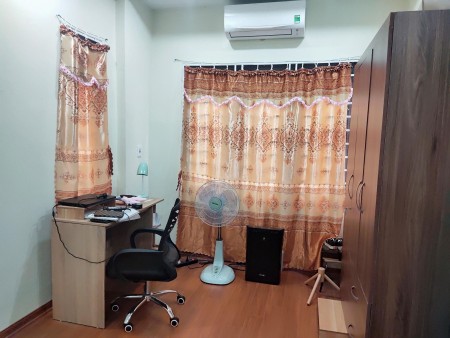 Nhà phố ngọc trì, ô tô đỗ cửa, ngõ thông tứ phía, nhỉnh 2 tỷ liên hệ chính chủ 0975298892
