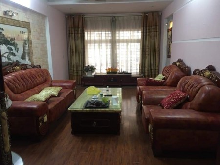 Bán nhà mặt phố Nguyễn Khang 55m2 MT 5.8m Ô tô KD giá 11 tỷ Lh 0386380199